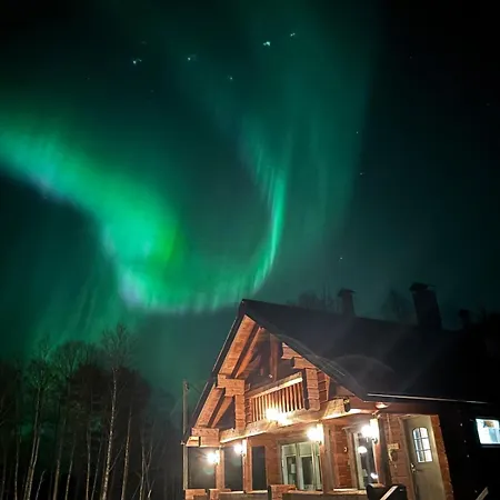 Tuovilan Lomamoekki - Hot Tub - Lakeside Log *